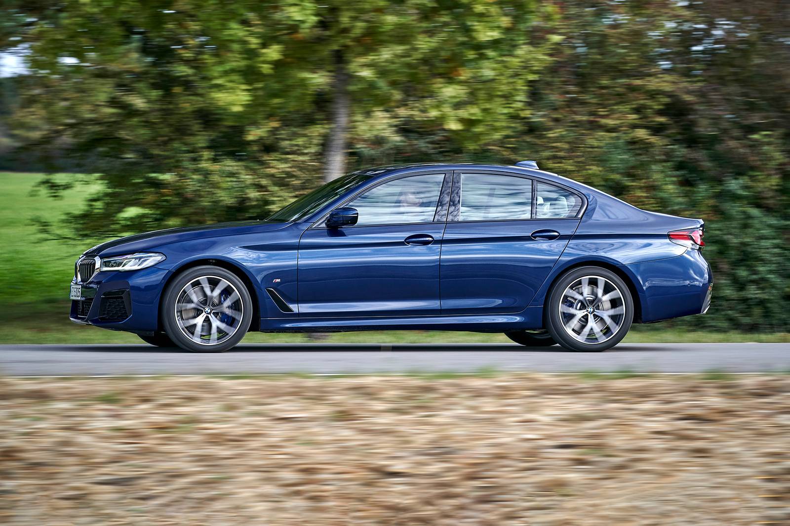 BMW 5 Series 540i xDrive Sedan Profile. M Sport Package Shown.