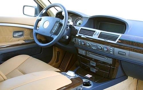 2003 BMW 7 Series interior I