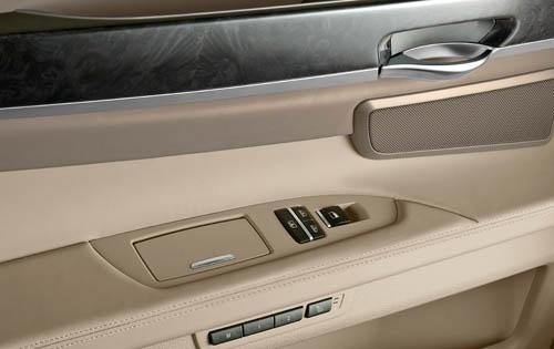 2009 BMW 7 Series interior DETAIL