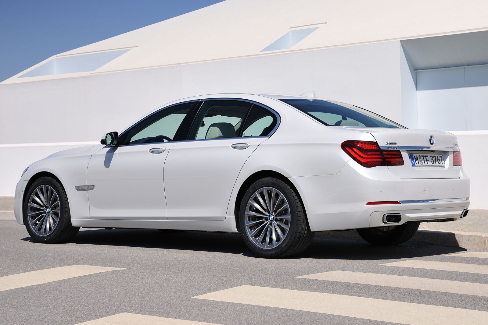 2013 BMW 7 Series 750i Sedan Exterior