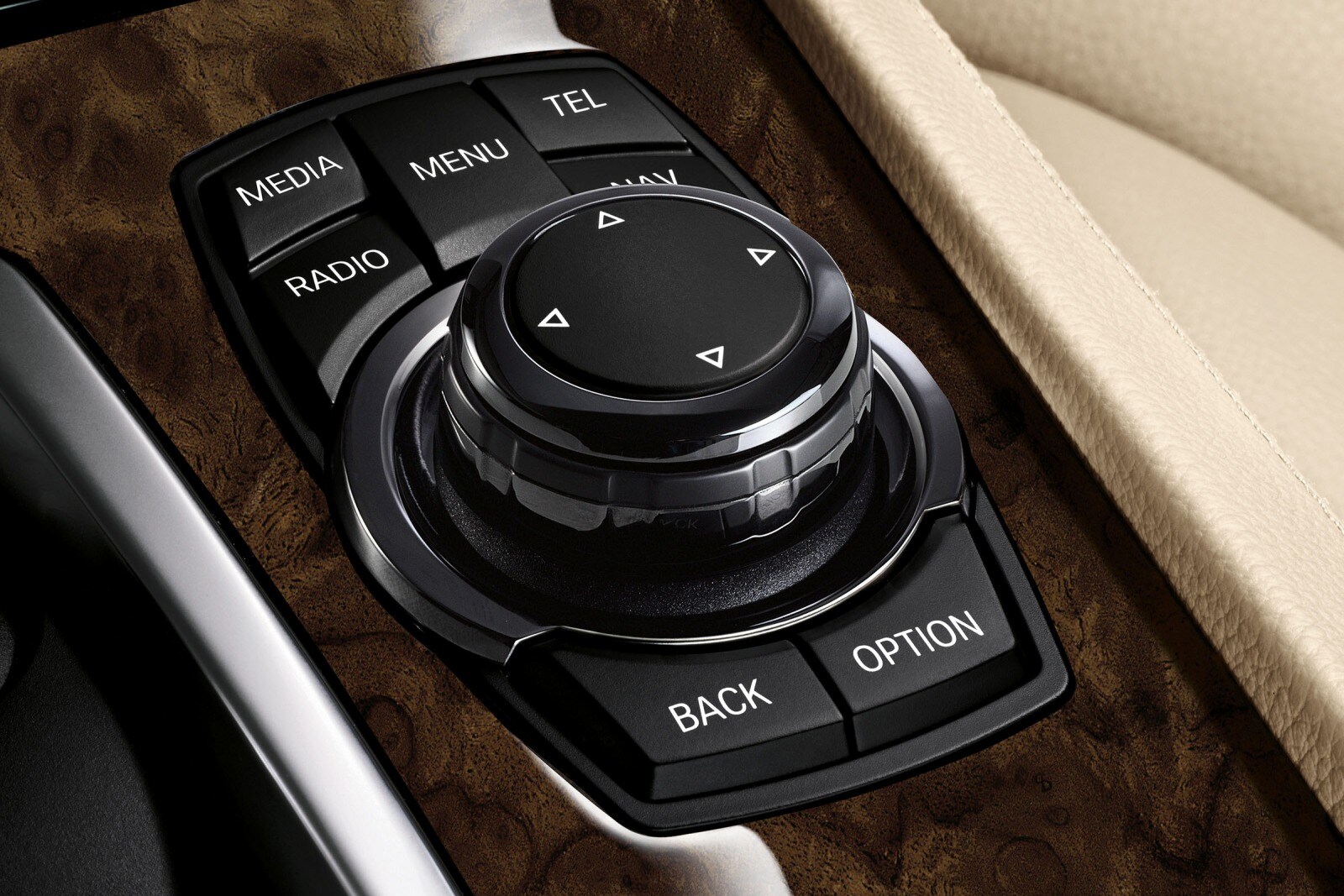 2013 BMW 7 Series interior DETAIL