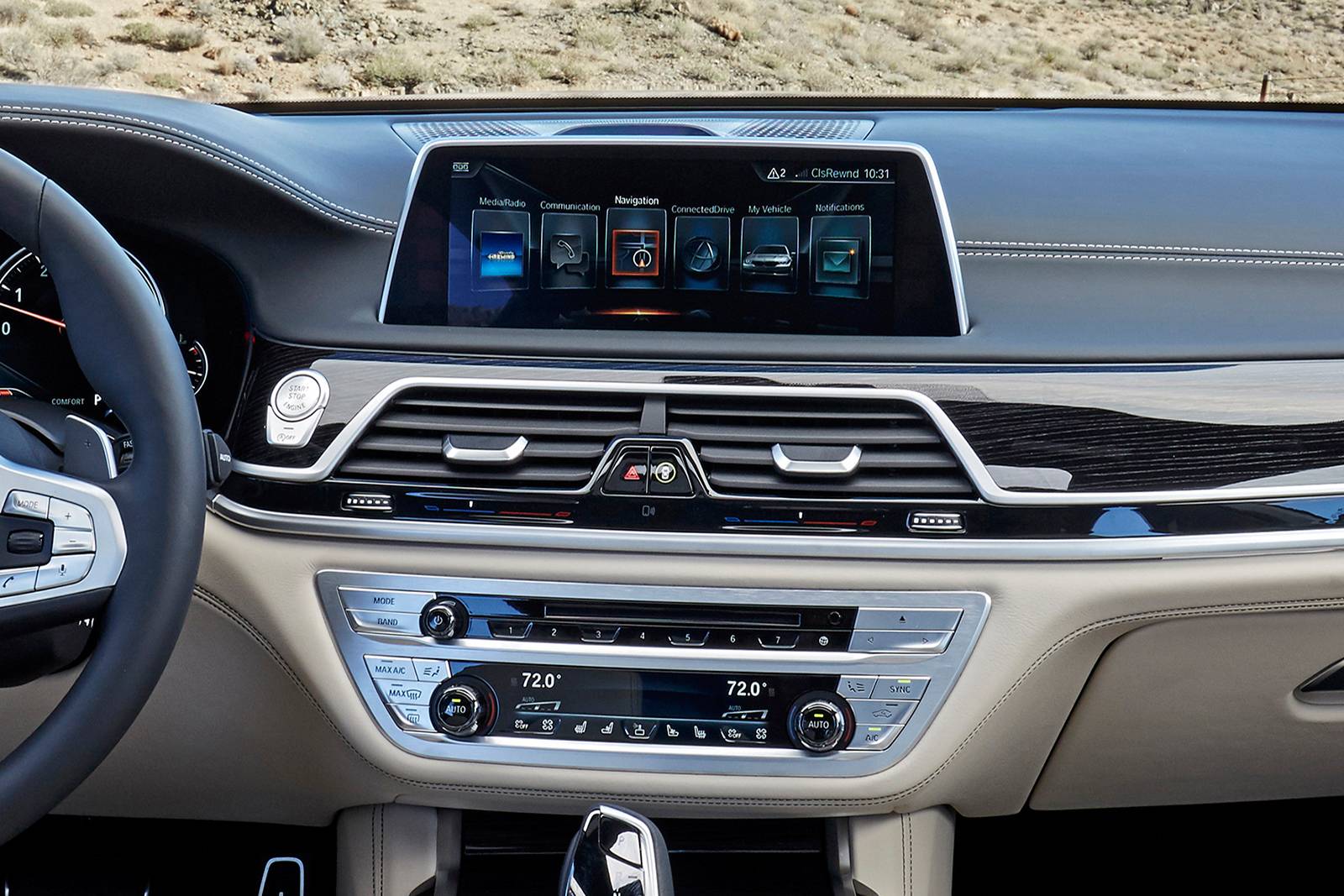 2018 BMW 7 Series interior CC