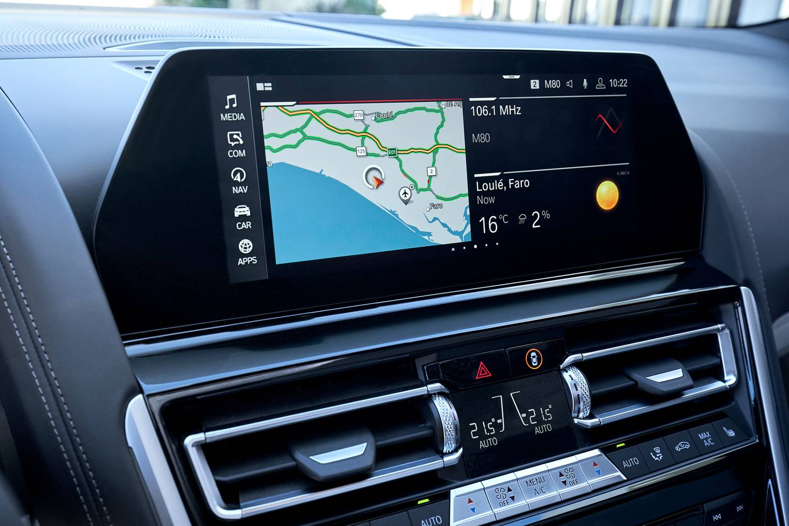 2021 BMW 8 Series interior CC