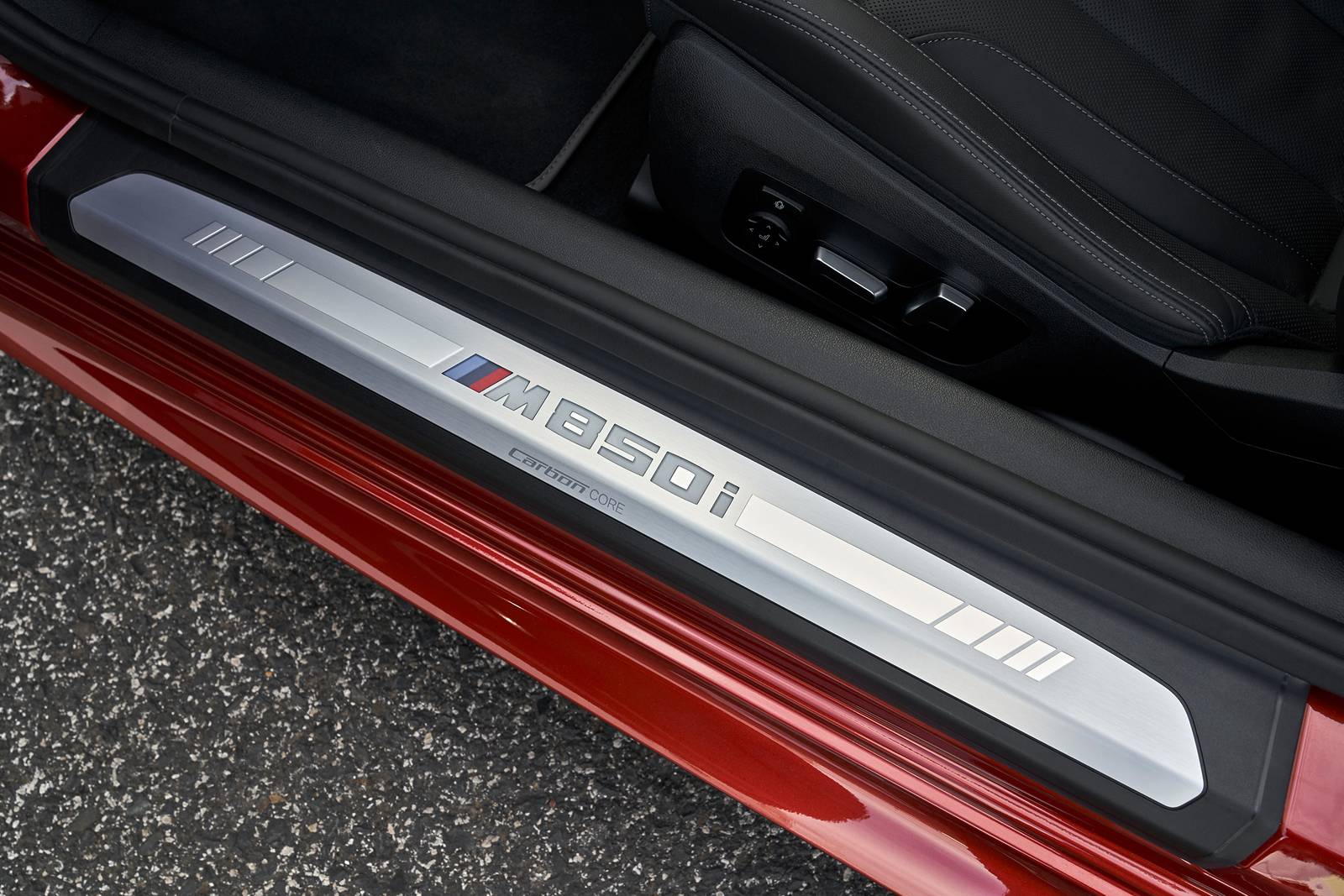 2021 BMW 8 Series interior DETAIL