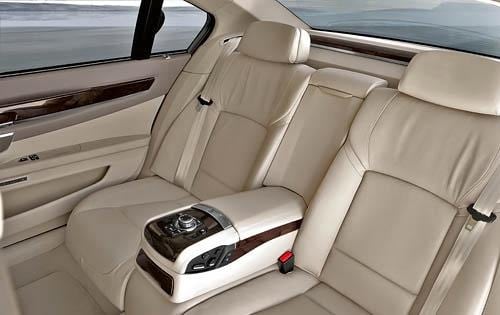 2011 BMW ActiveHybrid 7 interior RI