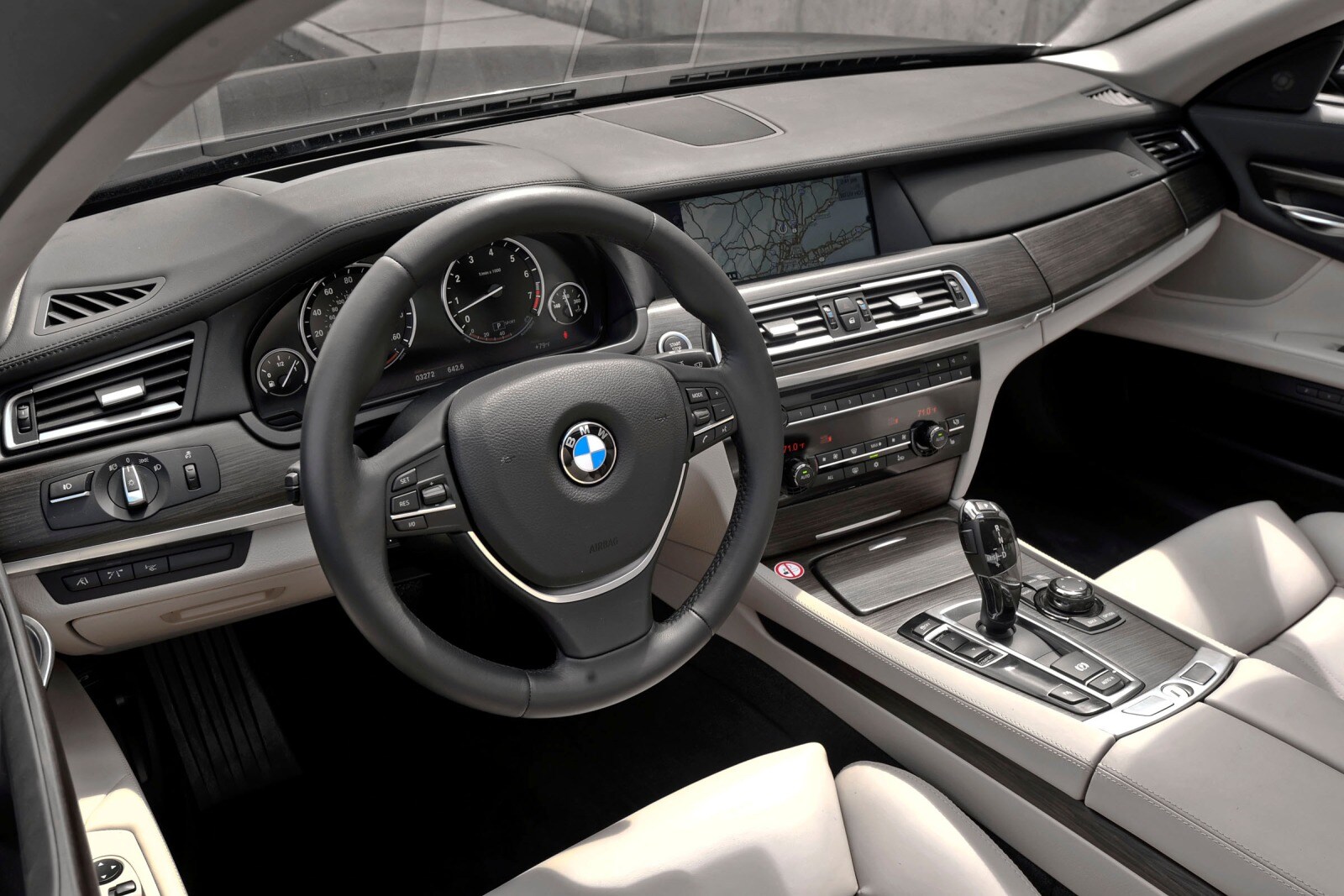 2012 BMW ActiveHybrid 7 interior I
