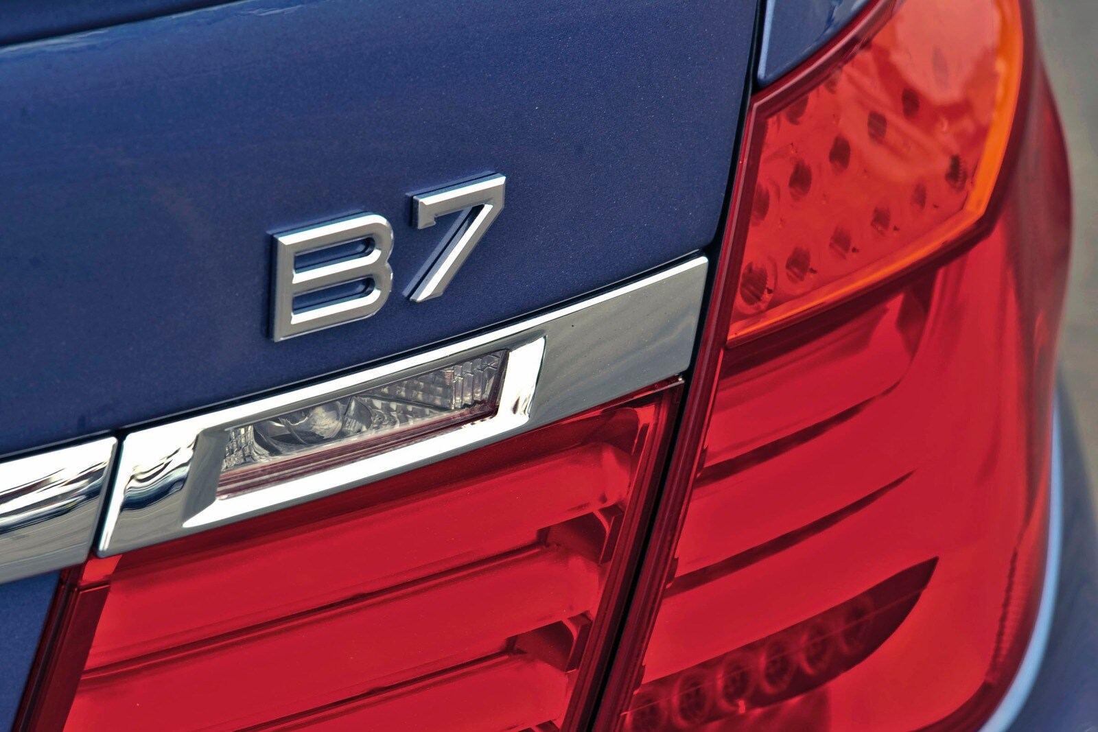 2011 BMW ALPINA B7 exterior RBDG