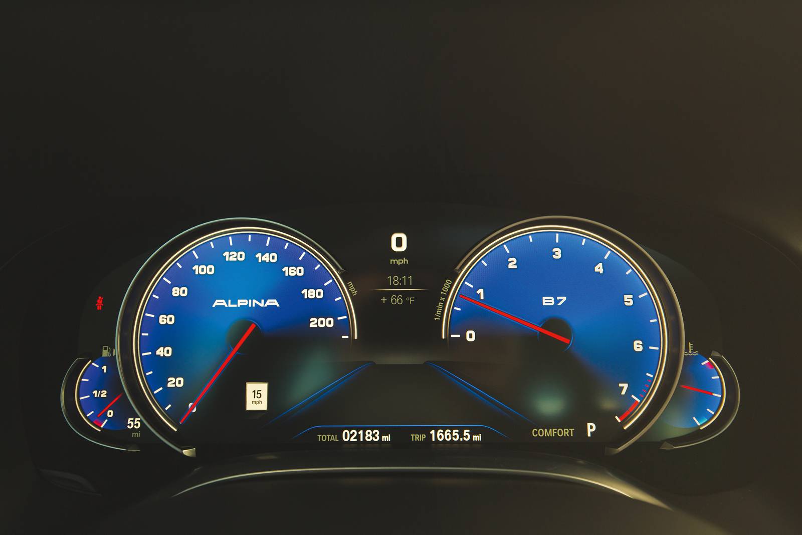 2018 BMW ALPINA B7 interior G