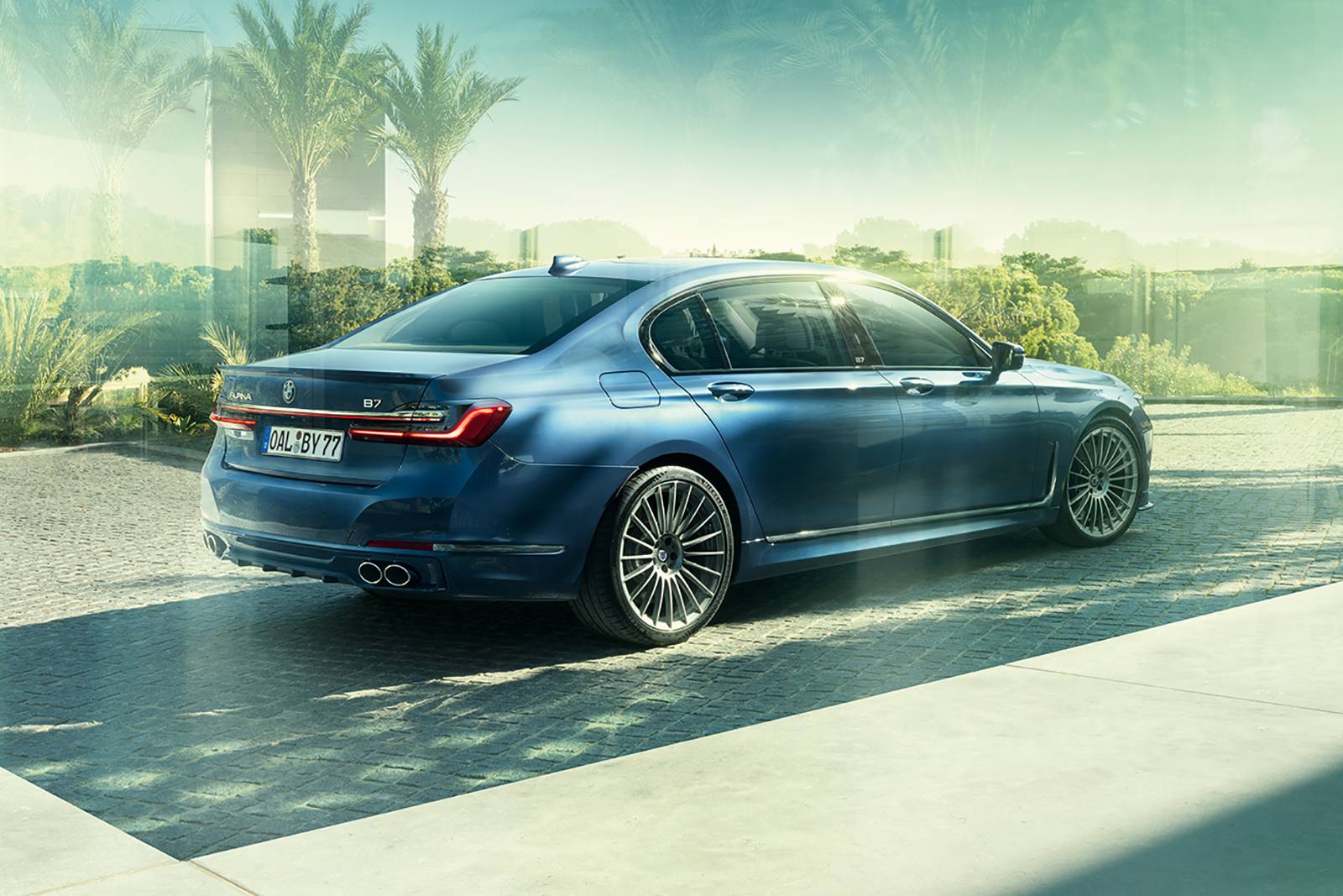BMW ALPINA B7 xDrive Sedan Exterior