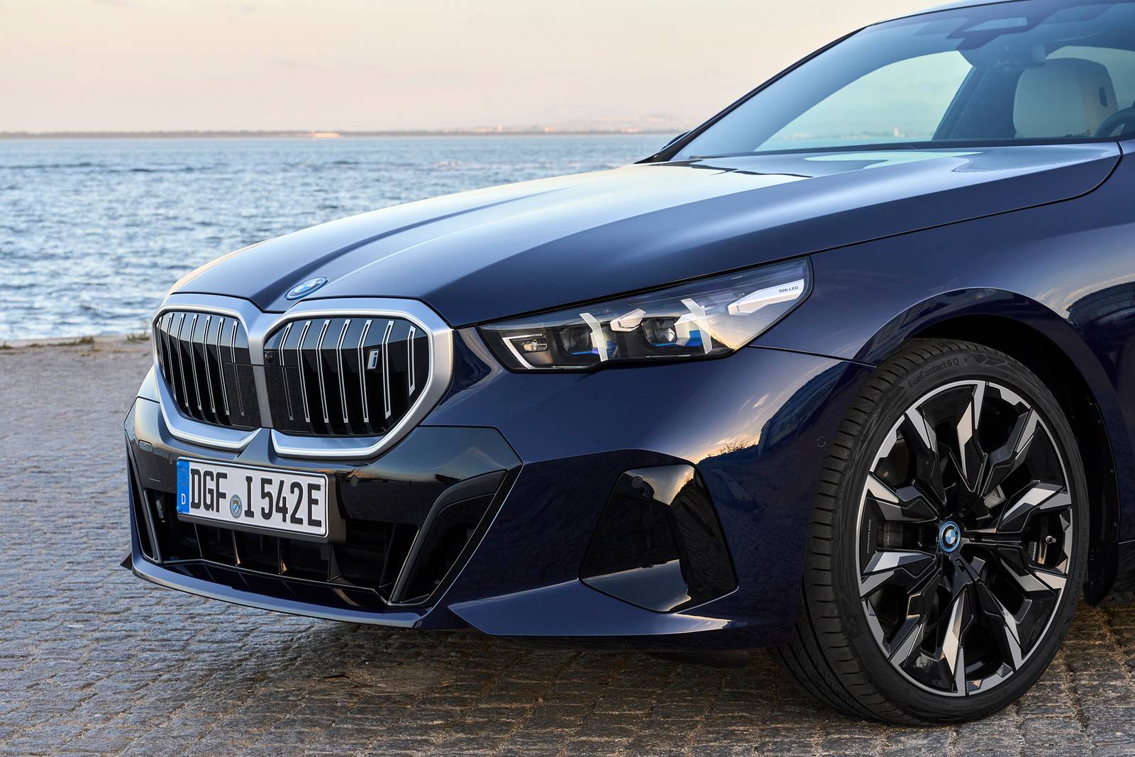 2024 Bmw I5 exterior EDETAIL