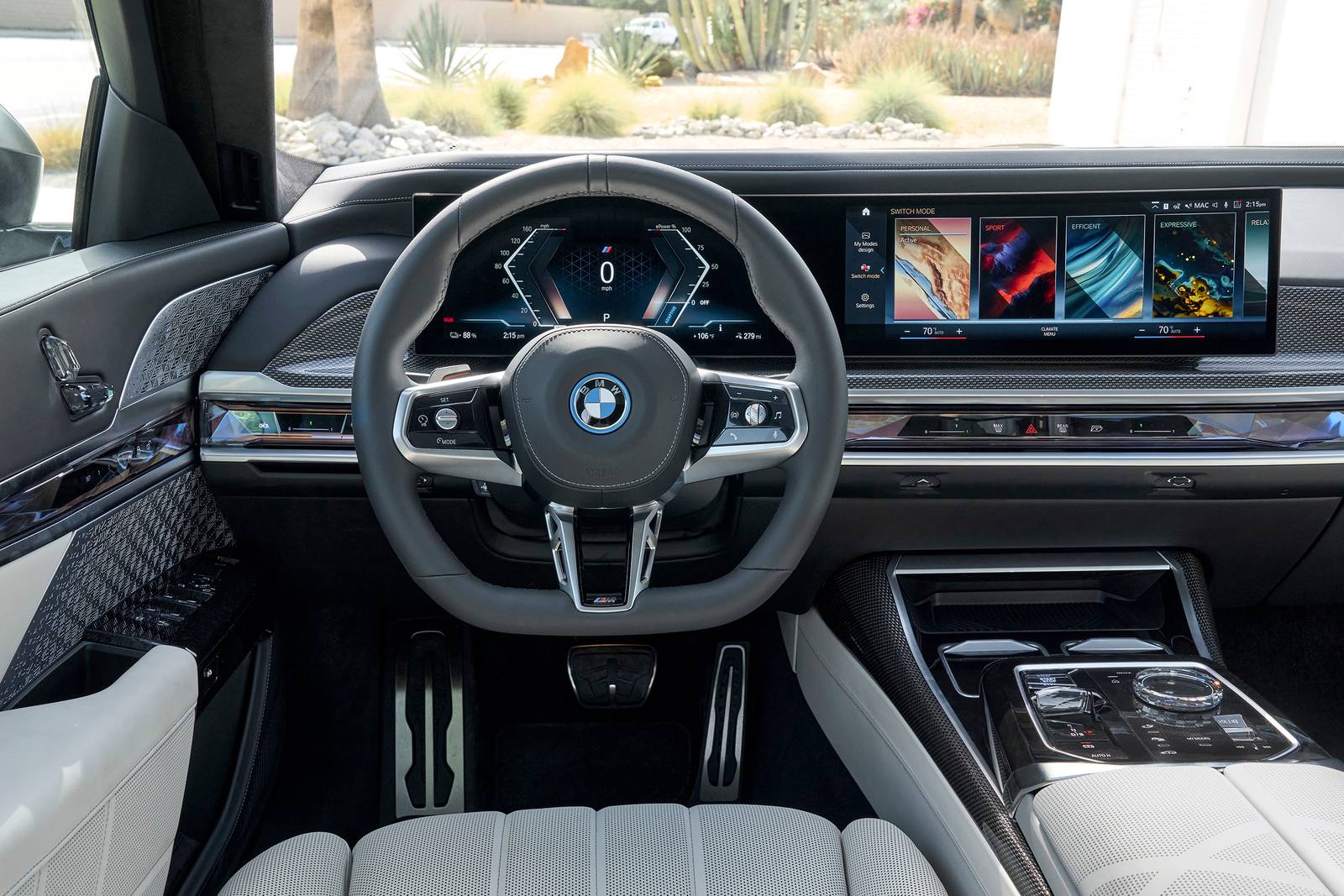 2023 Bmw I7 interior SWD