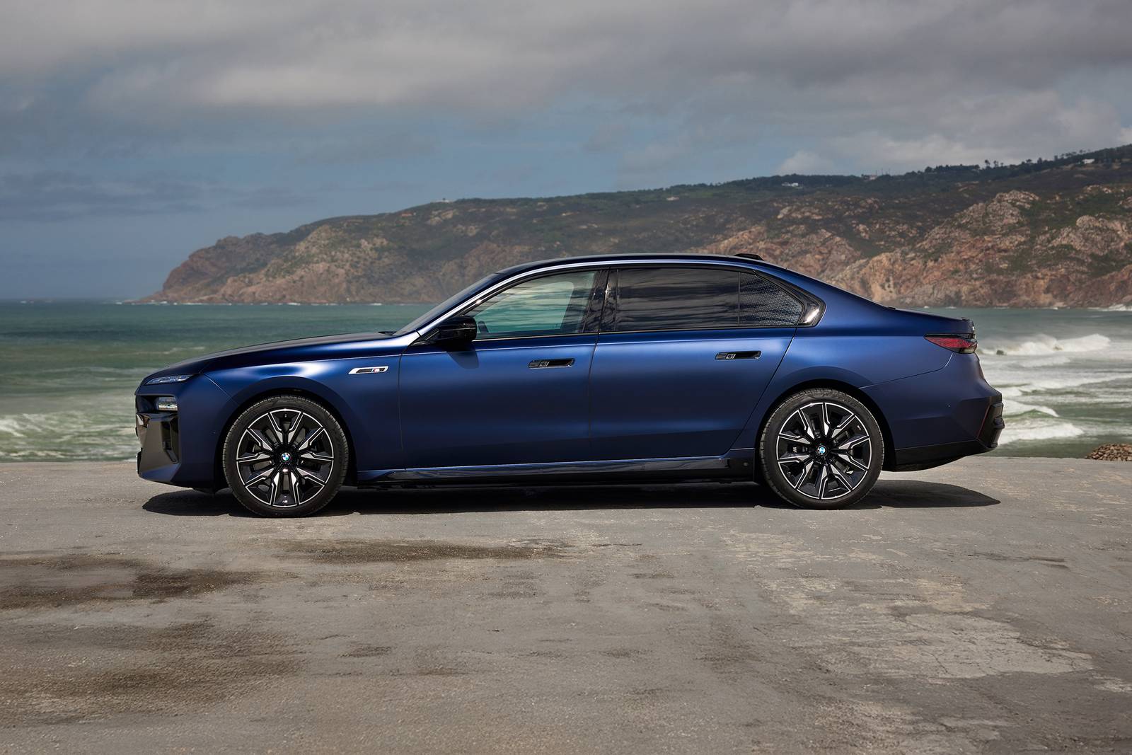 2024 Bmw I7 exterior S