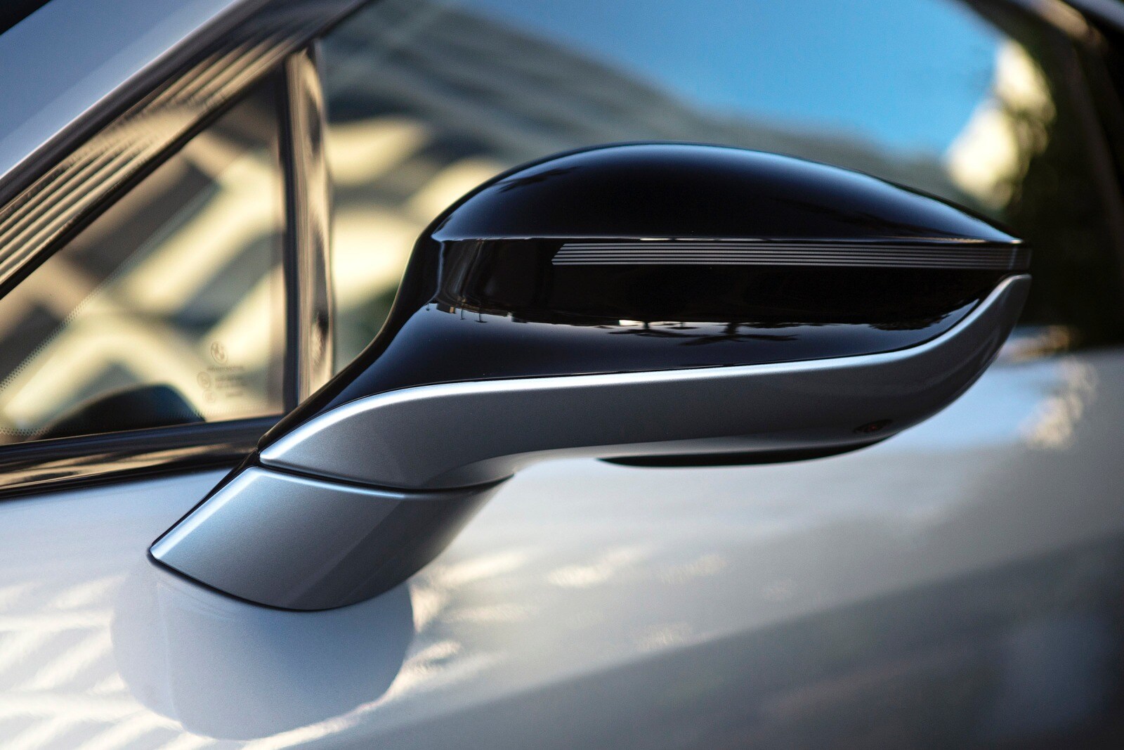 2014 BMW i8 exterior EDETAIL