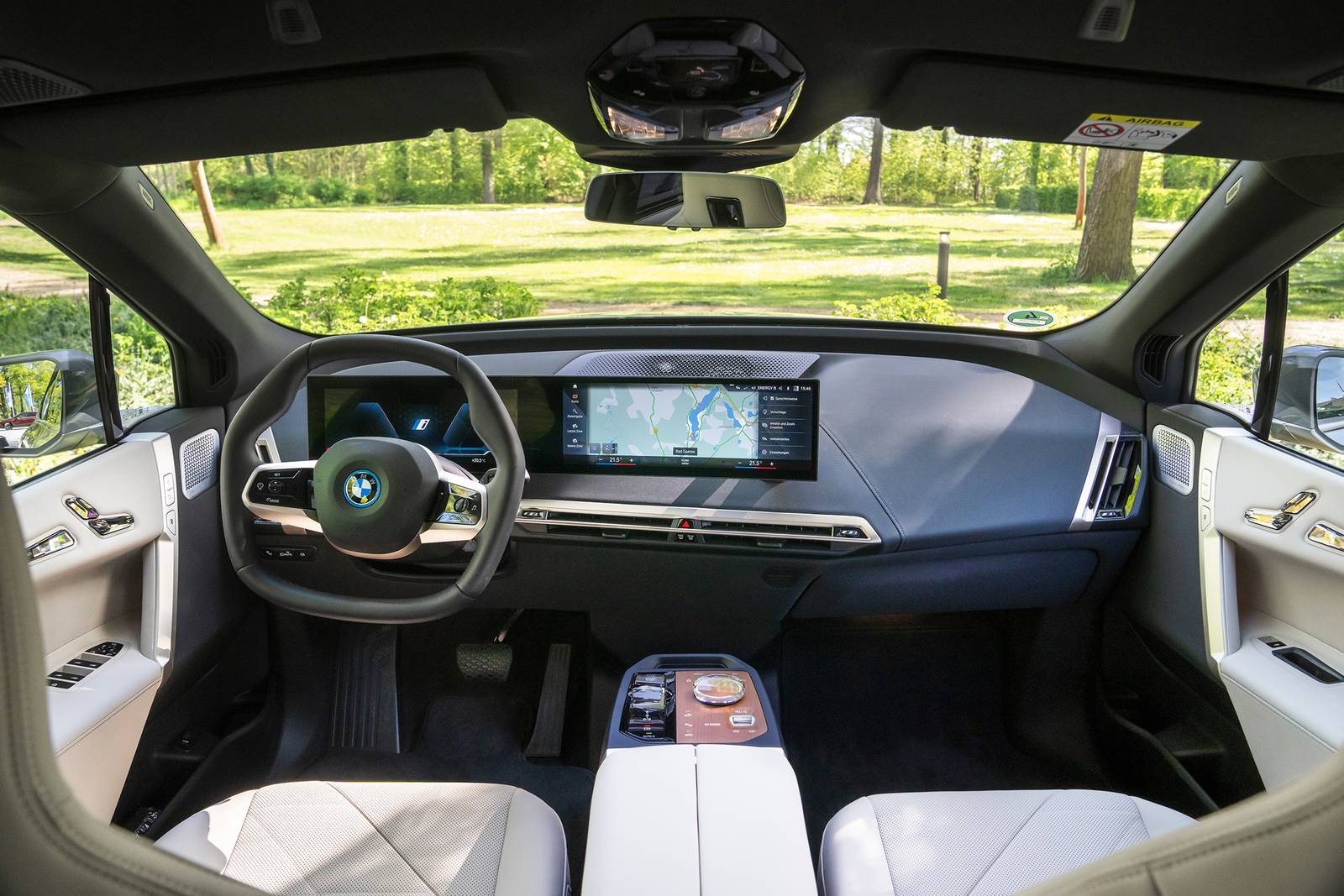 2024 BMW iX interior D