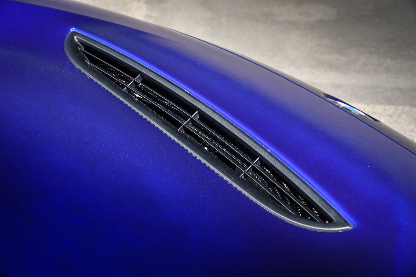 2018 BMW M3 front safety EDETAIL