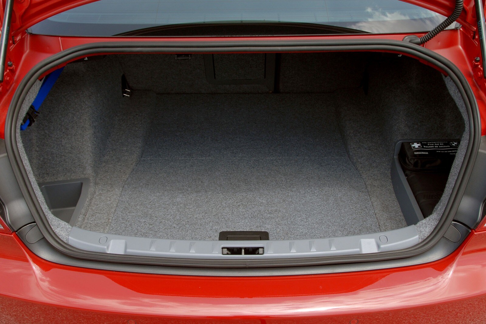 2012 BMW M3 interior CARGO