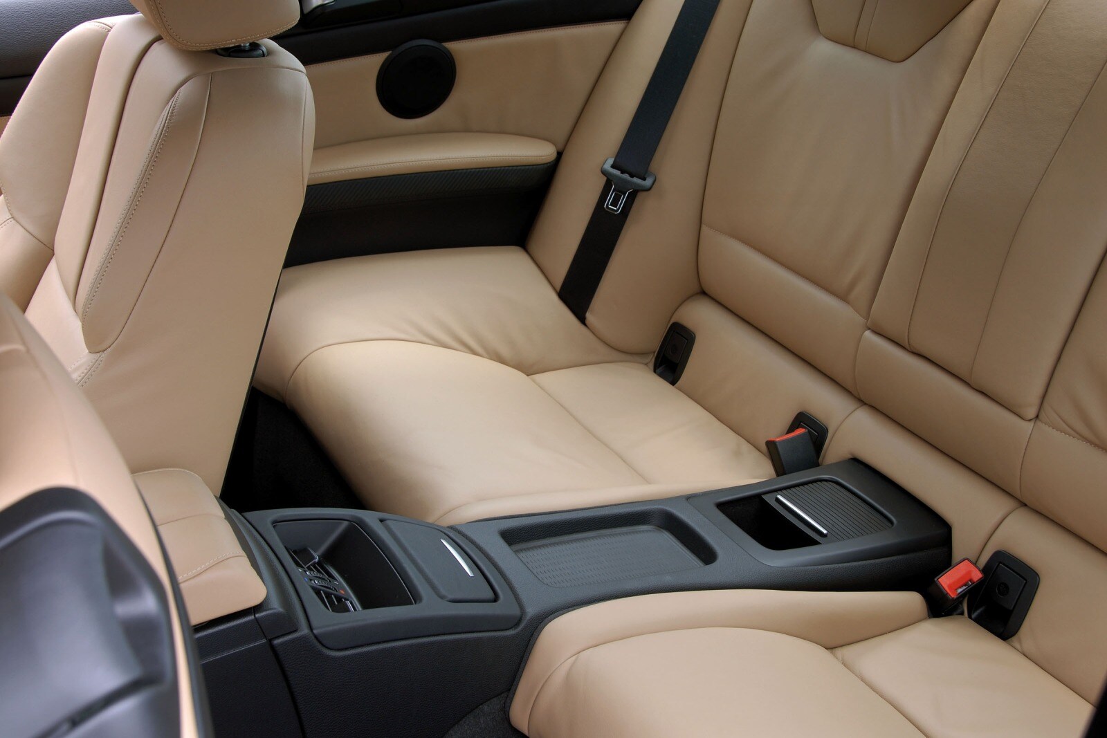2013 Bmw M3 interior RI