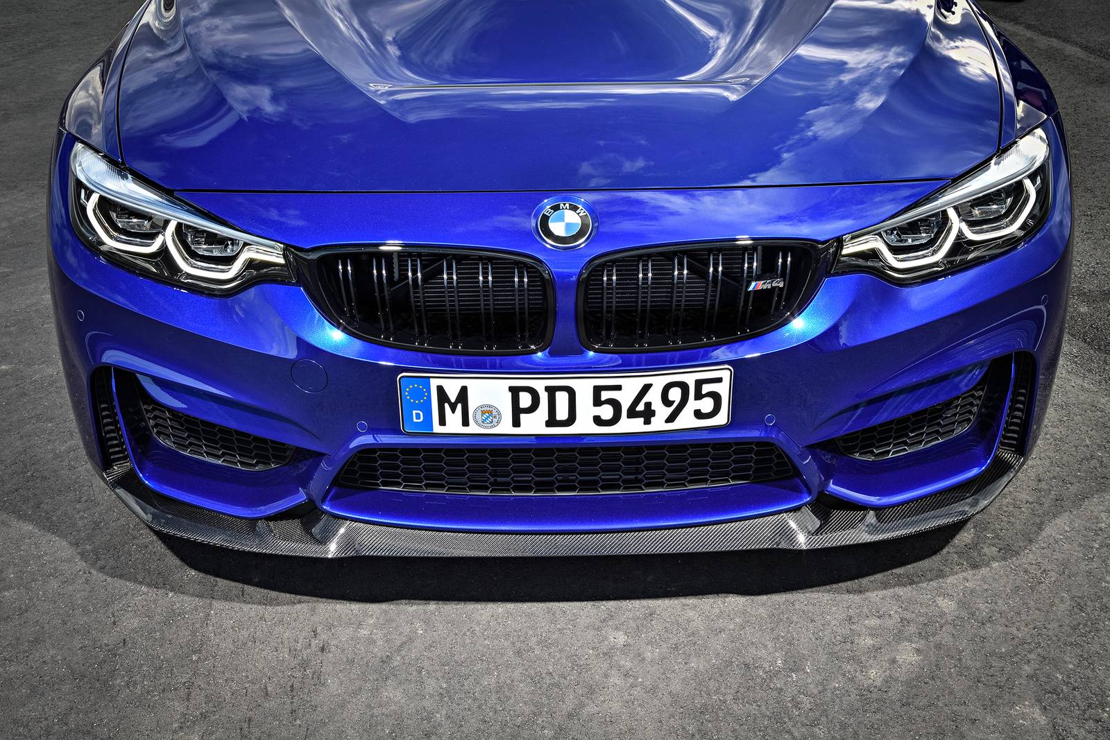 2019 BMW M4 front safety FBDG