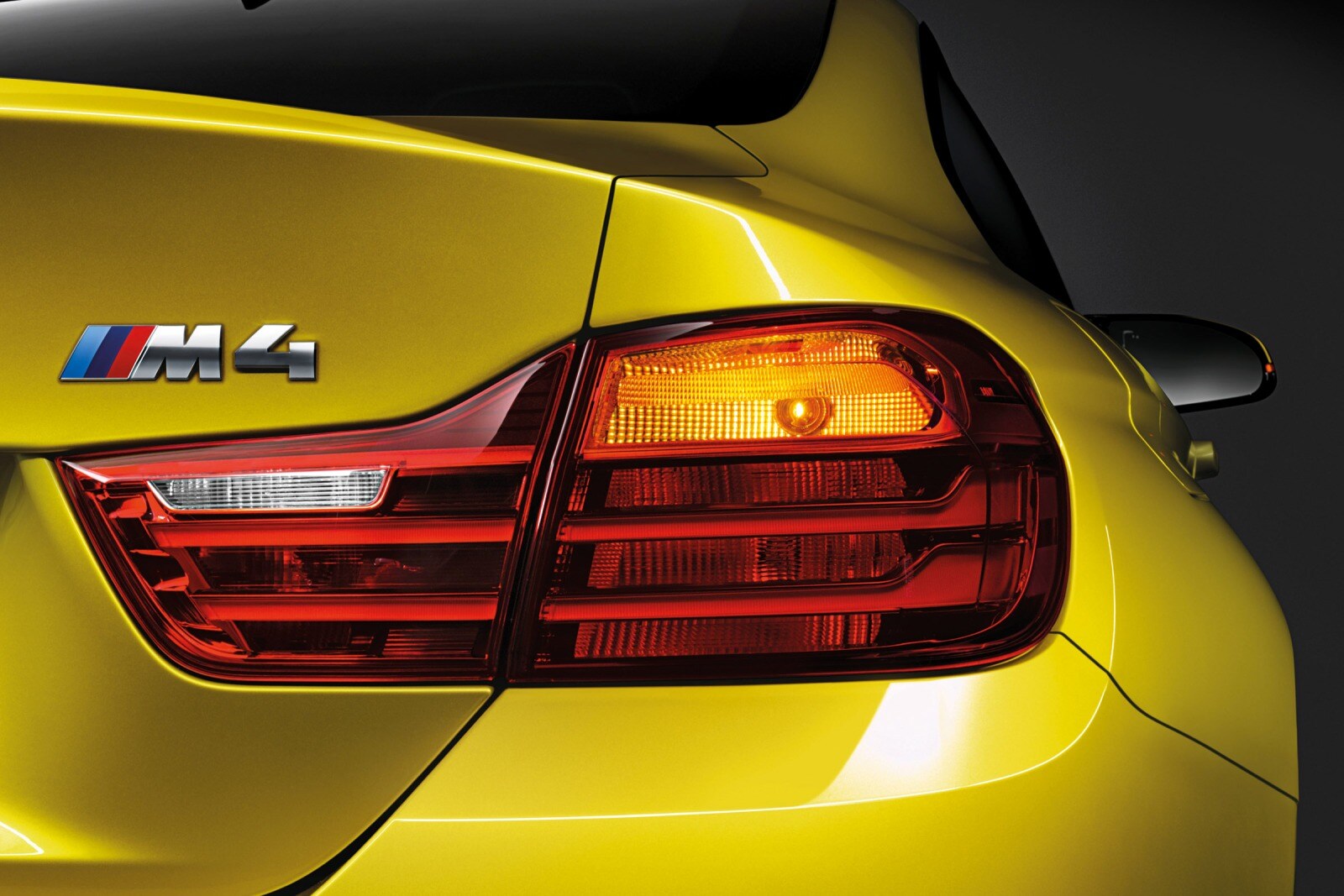 2016 Bmw M4 exterior RBDG