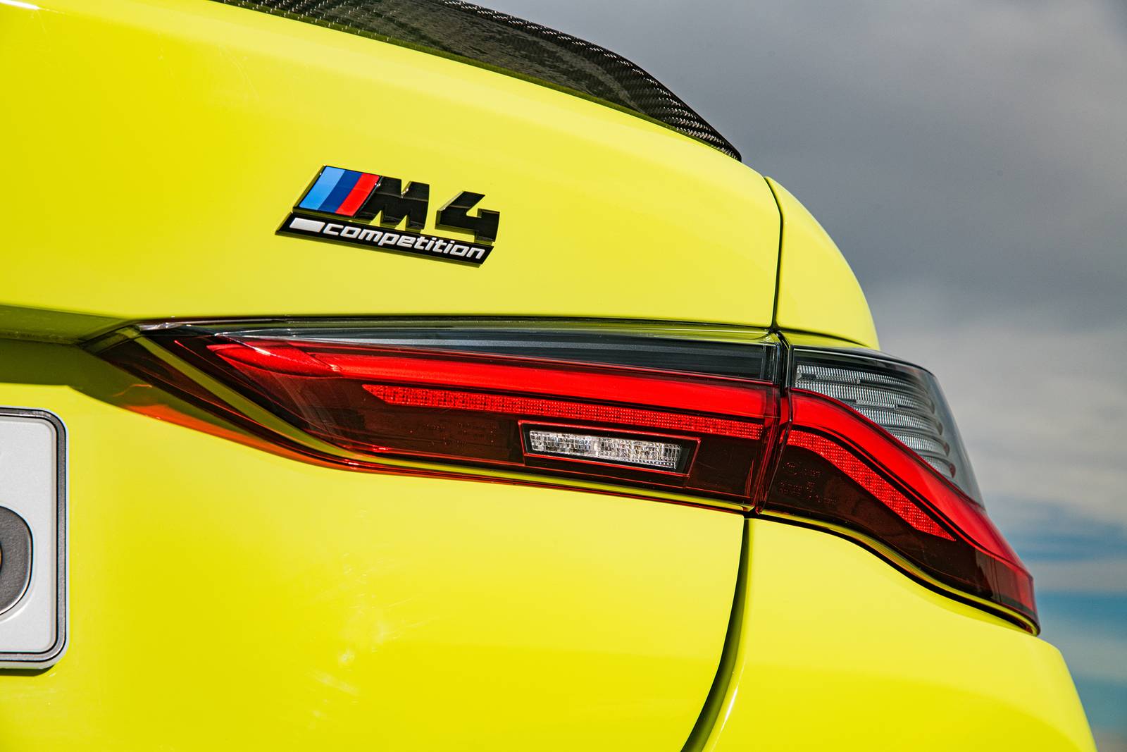 2021 Bmw M4 exterior RBDG