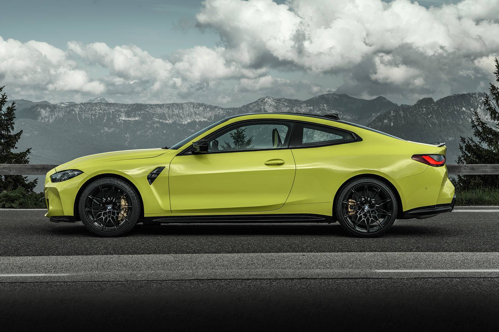 2021 Bmw M4 exterior S