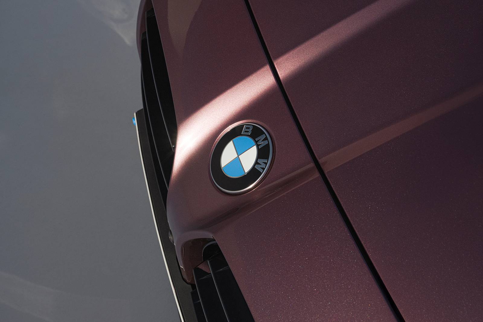2025 Bmw M4 exterior FBDG