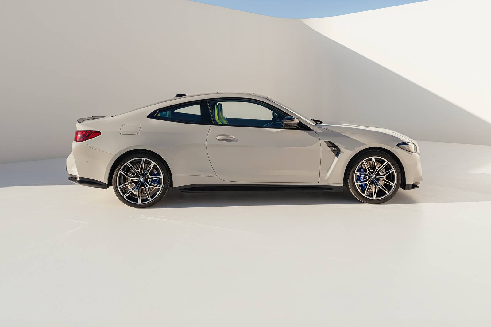 2025 Bmw M4 exterior S