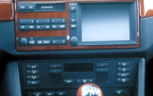 2000 BMW M5 exterior FQ