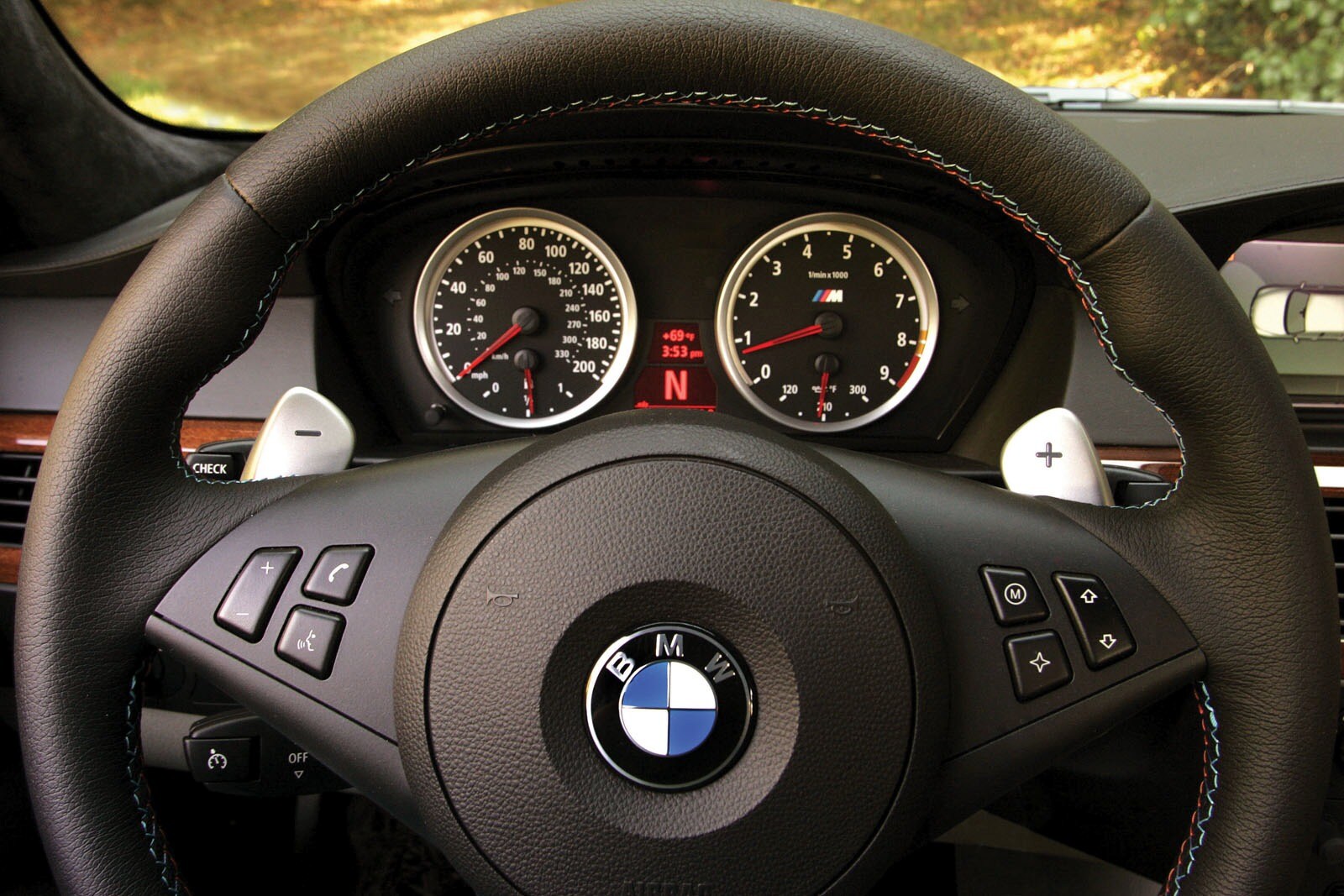 2007 BMW M5 interior G