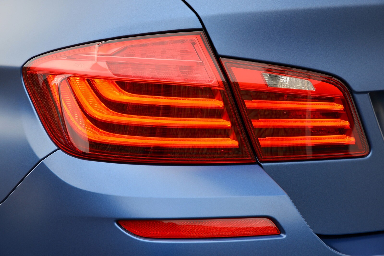 2014 BMW M5 front safety EDETAIL