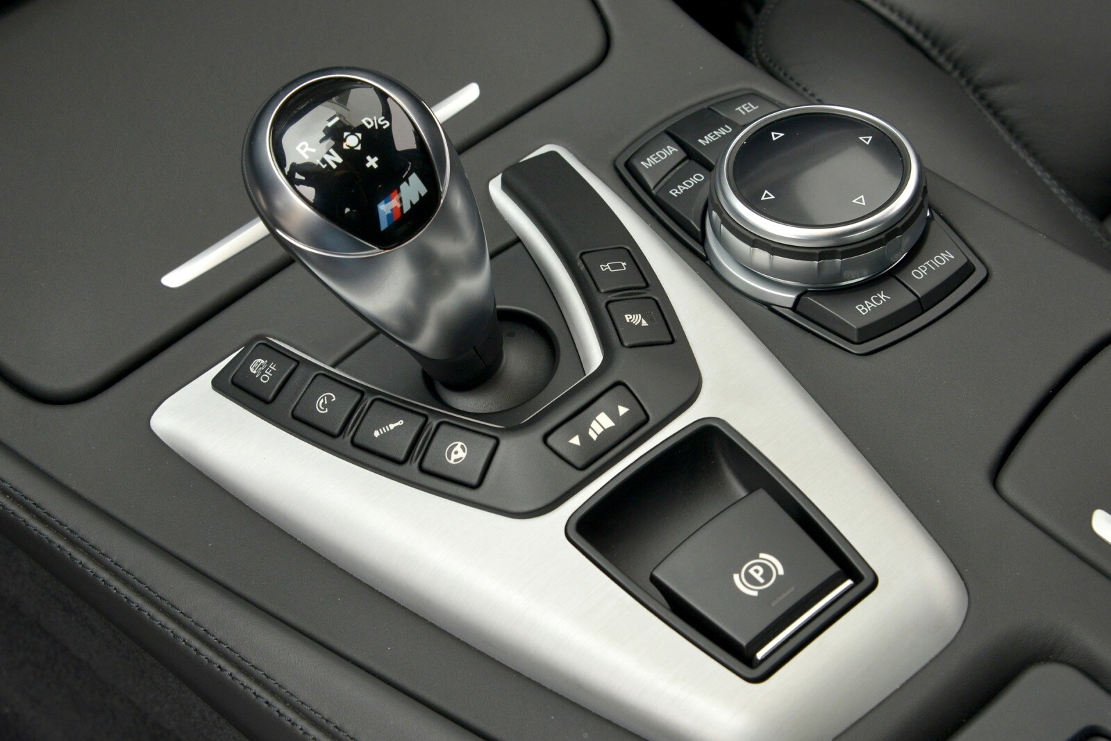 2014 Bmw M5 interior SHF