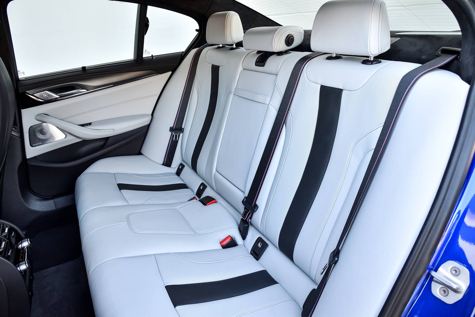 2019 Bmw M5 interior RI