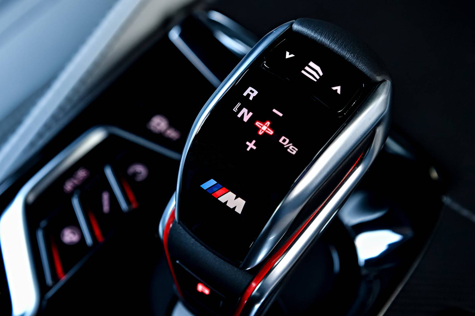 2019 Bmw M5 interior SHF