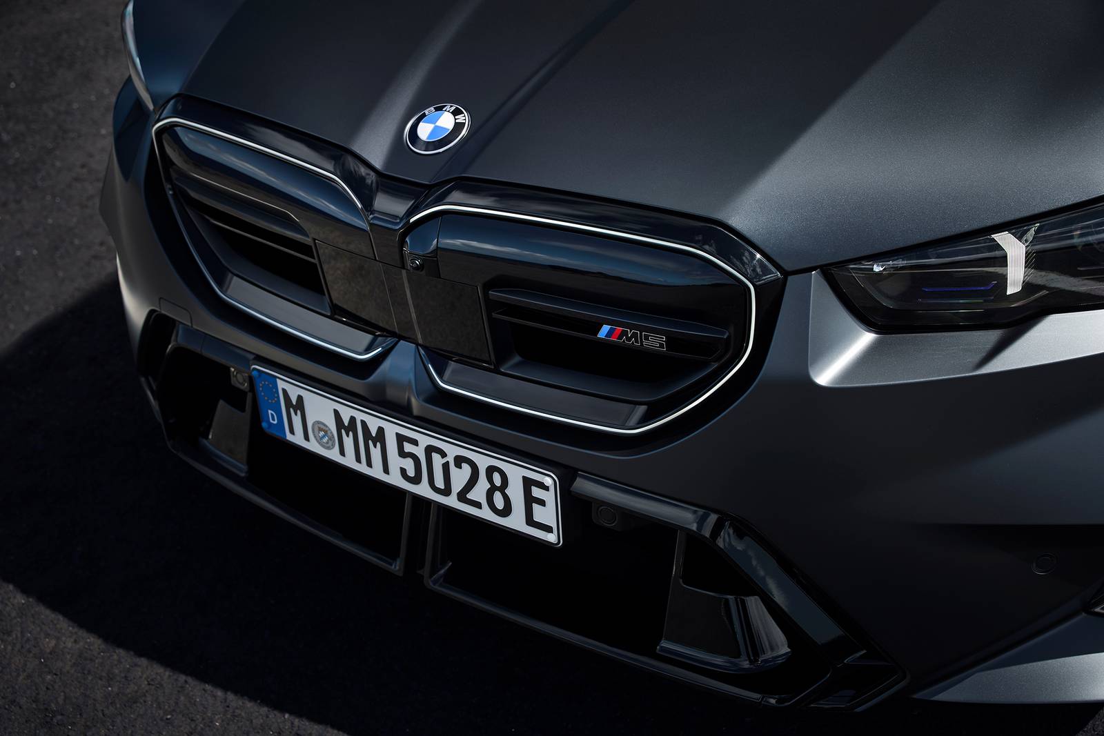 2025 Bmw M5 exterior FBDG
