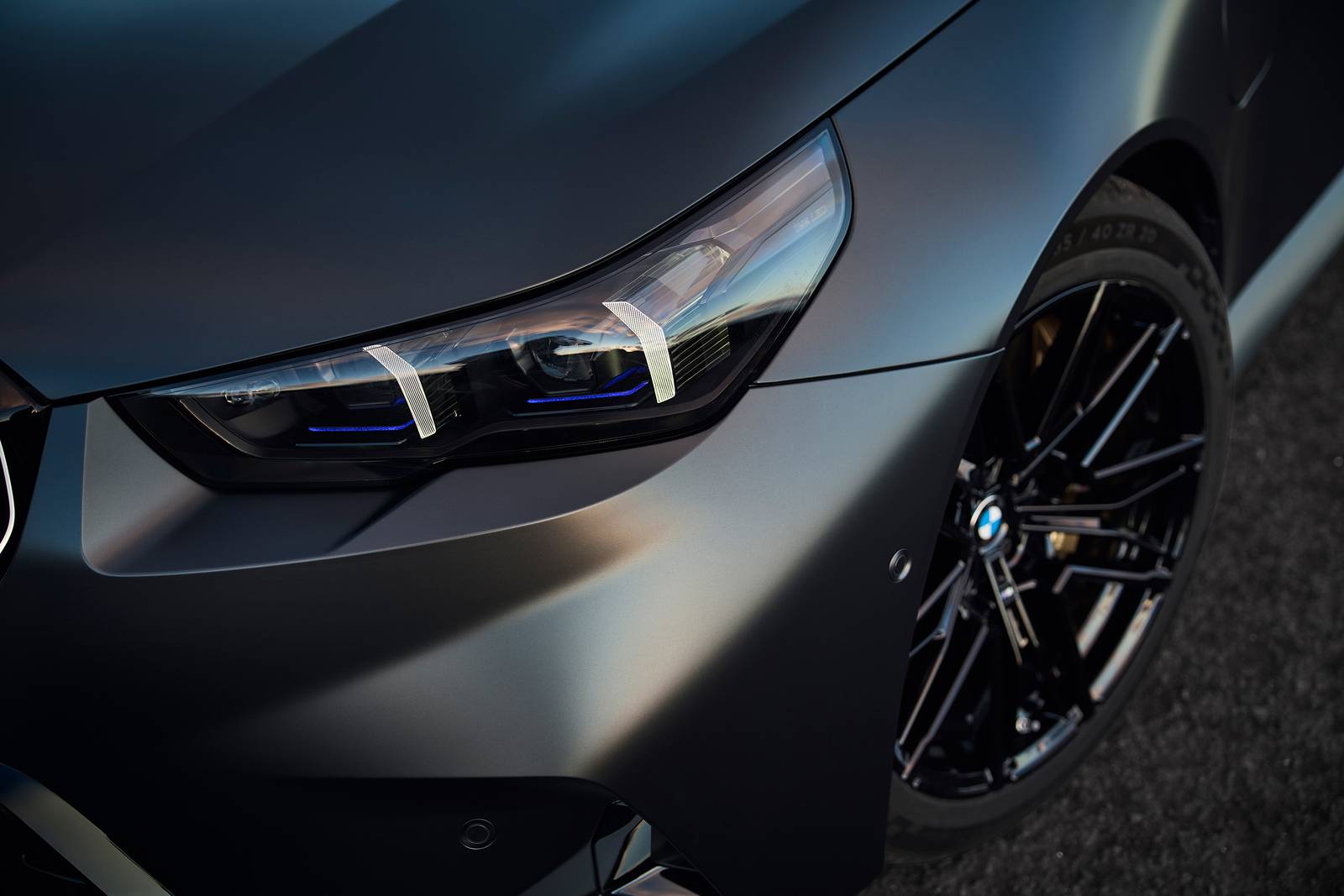 2025 Bmw M5 exterior EDETAIL