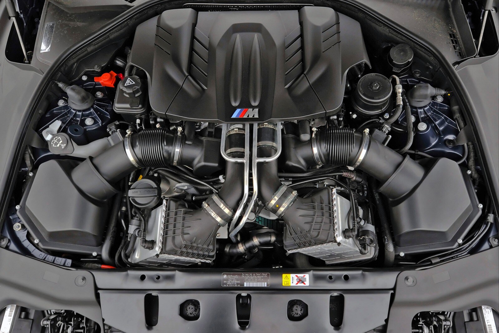 2016 BMW M6 exterior E