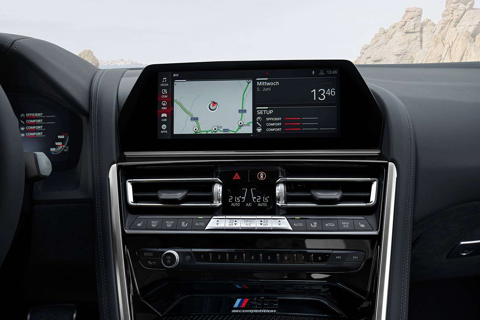 2020 Bmw M8 interior NAVSYS