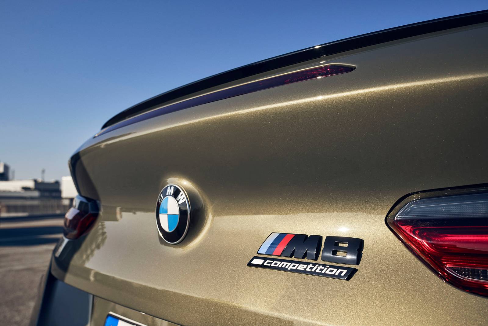 2025 Bmw M8 exterior RBDG