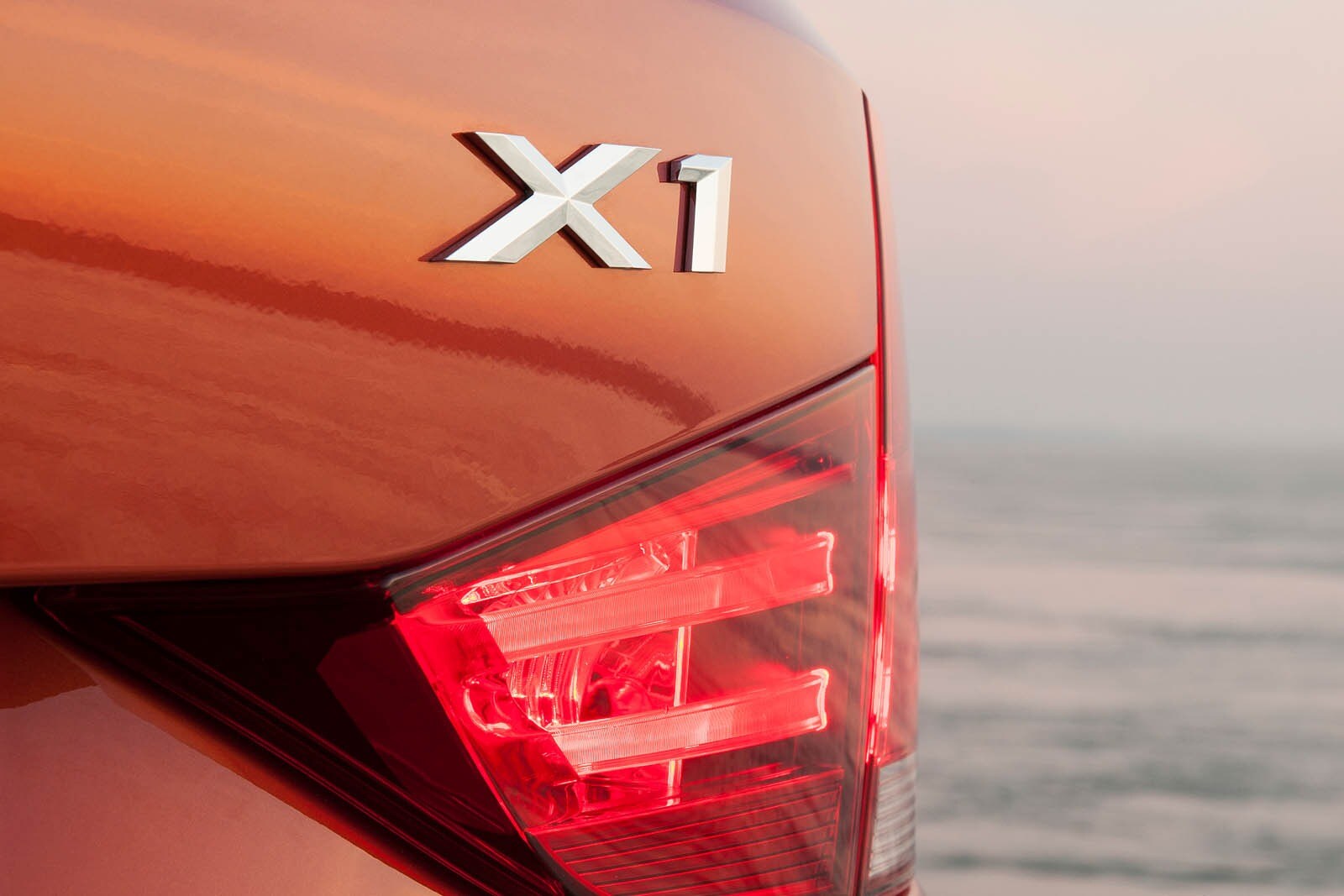 2013 Bmw X1 exterior RBDG