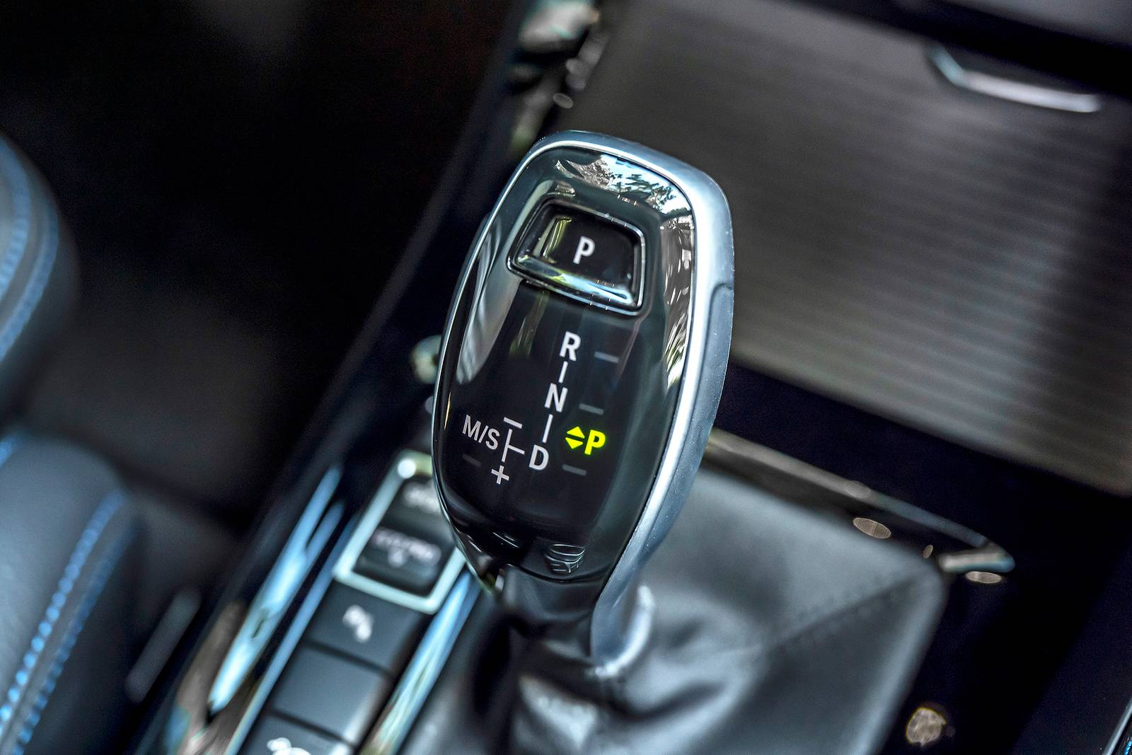 2020 Bmw X1 interior SHF