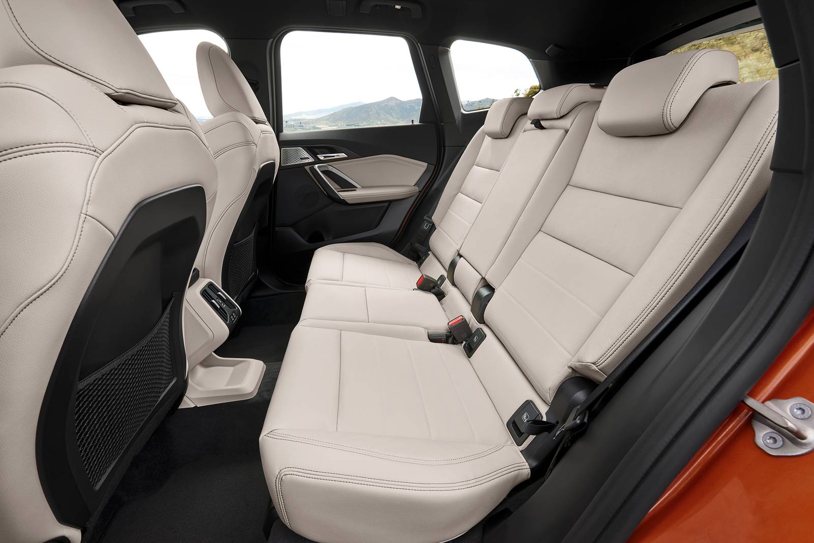 2024 Bmw X1 interior RI