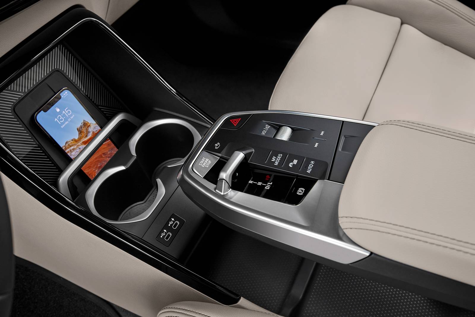 2024 Bmw X1 interior SHF