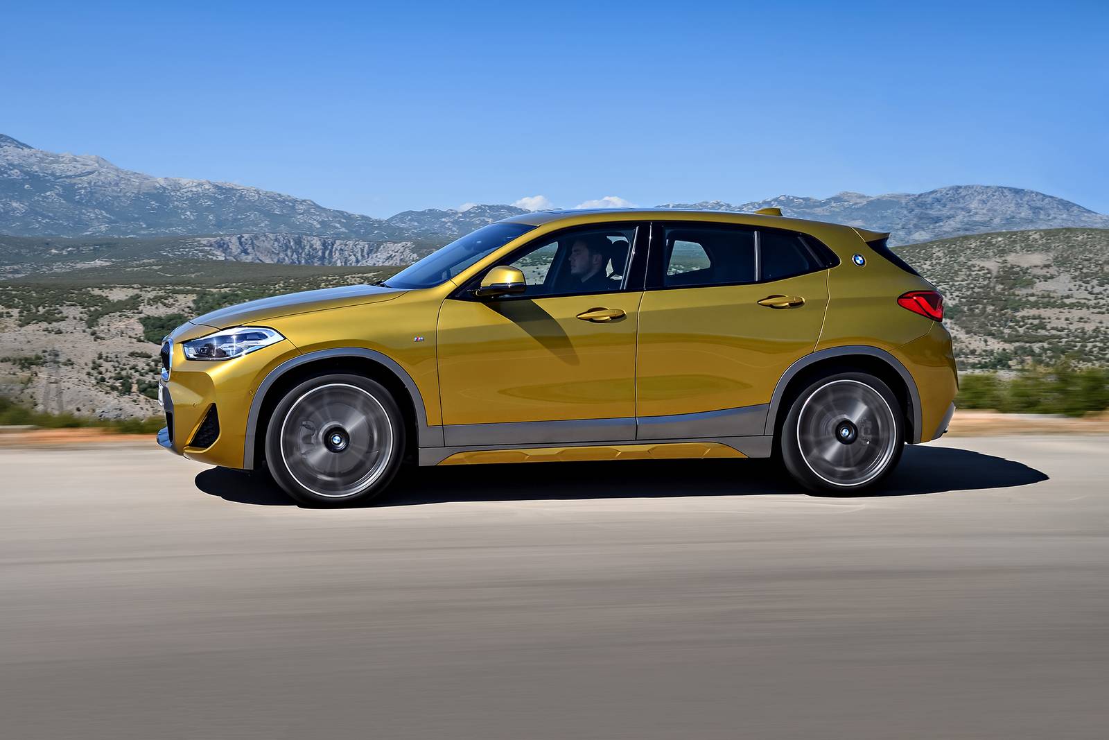 2022 Bmw X2 performance