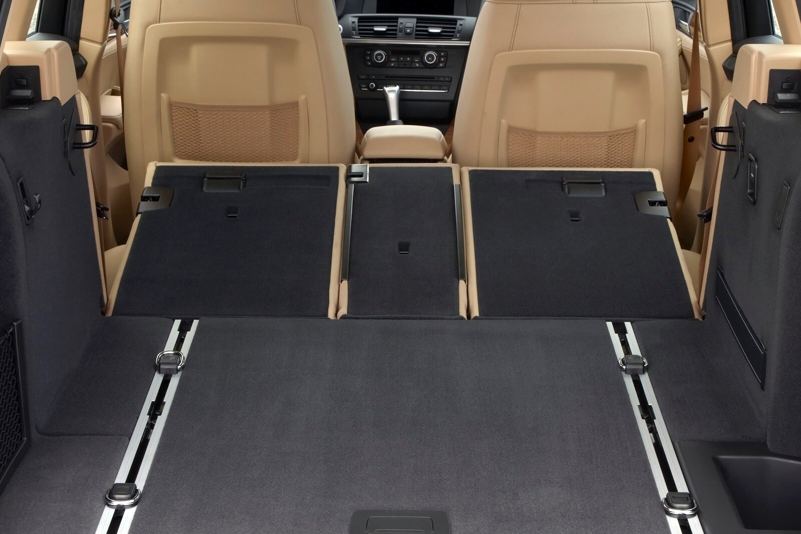 2013 BMW X3 interior CARGO