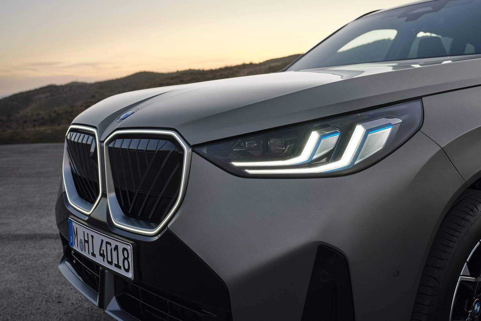 2025 BMW X3 front safety EDETAIL