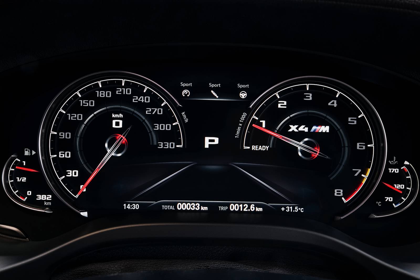 2020 BMW X4 M interior G