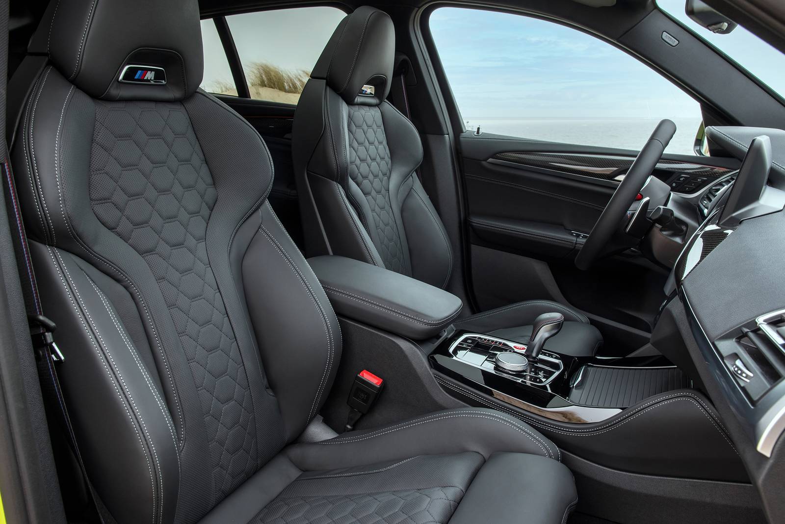 2025 Bmw X4 interior I