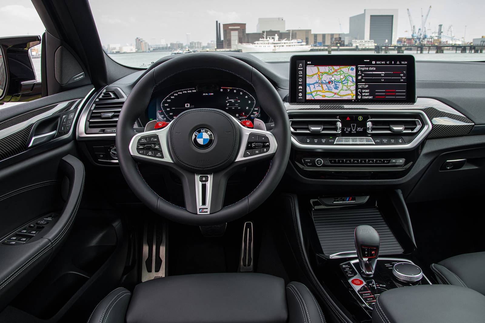 2025 Bmw X4 interior SWD