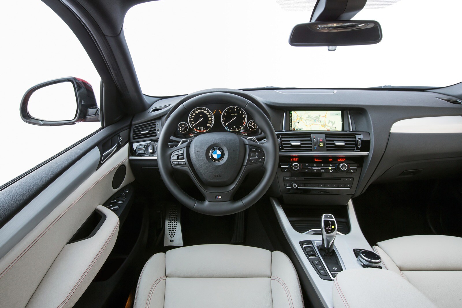 2016 BMW X4 interior D