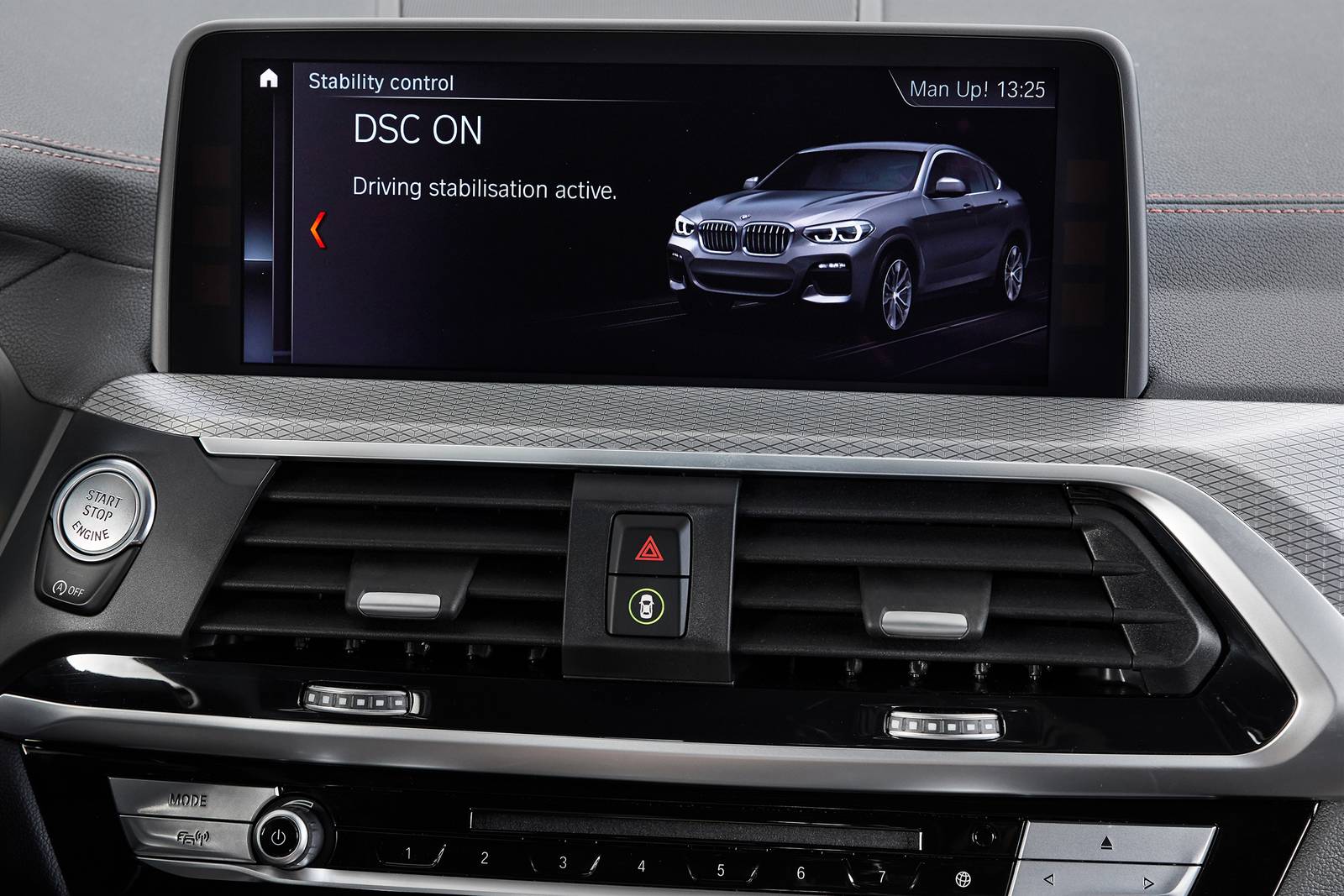 2019 BMW X4 interior CC